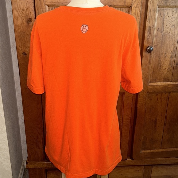 Life is Good😎CALGARY🍁Orange TEE🇨🇦VERY GOOD Condition! Size Medium - Picture 3 of 9